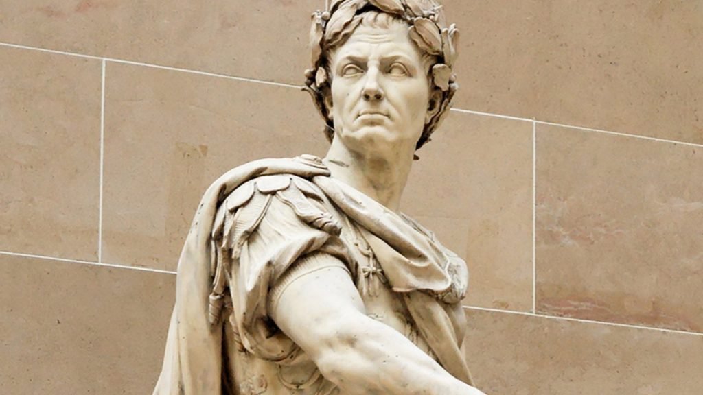 buste van julius caesar eerste romeinse keizer