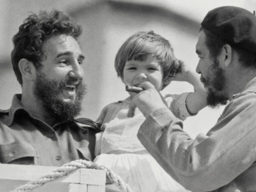 fidel castro met che guevara en zijn dochter