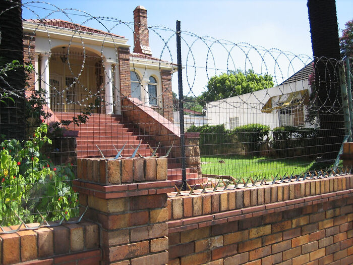 urban hell - stedelijke dystopie -stedelijke hel - johannesburg