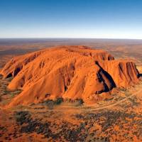 vervloekte stenen de uluru rotsen australie