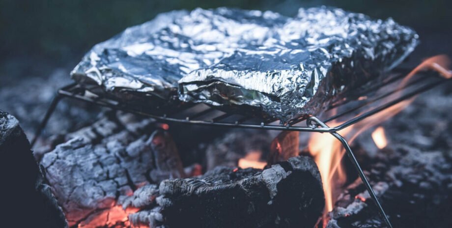 aluminiumfolie op de barbecue